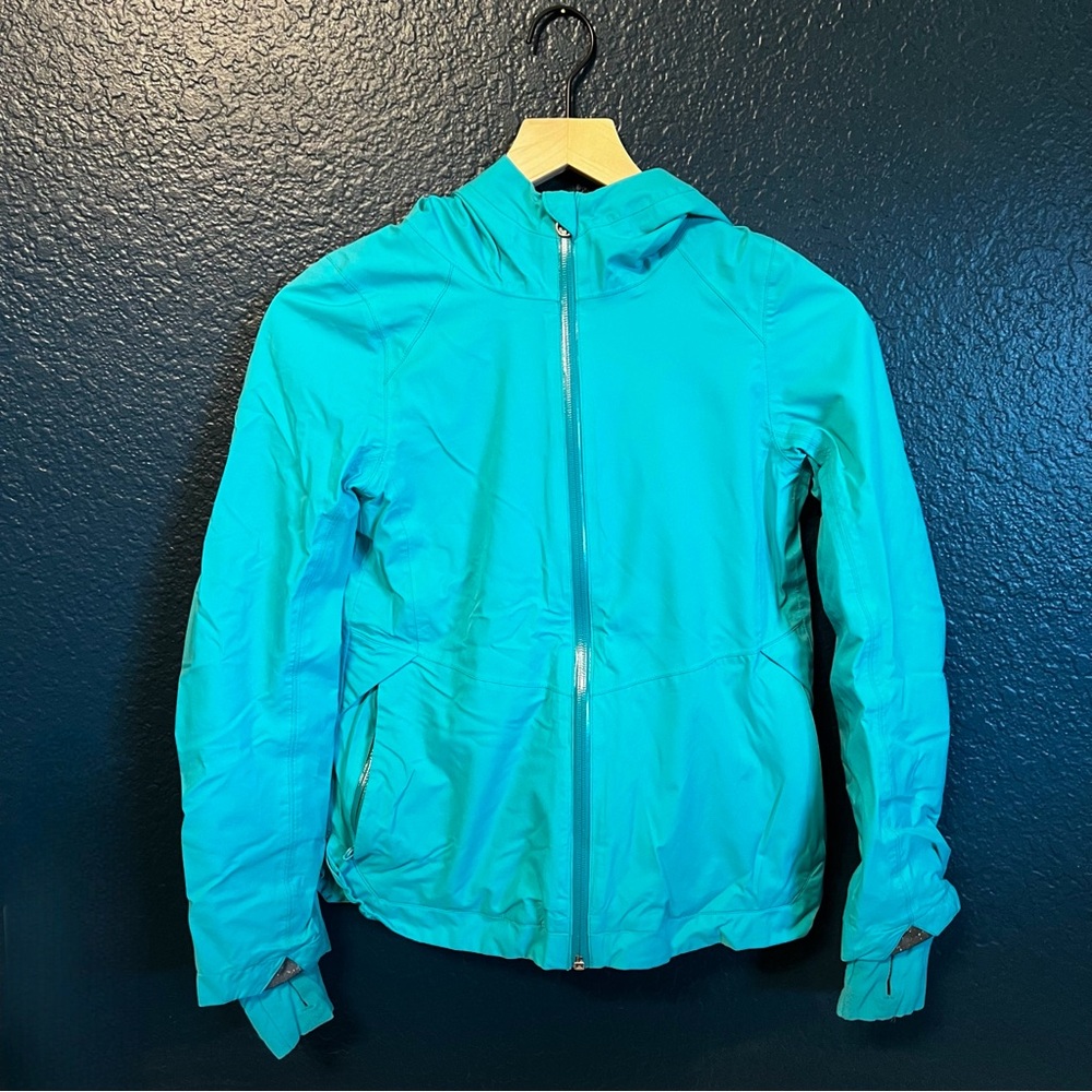 Ivivva {Lululemon’s brand for girls} Windbreaker
